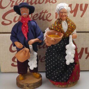 Vintage Amy Sylvette French Farm Hand Painted Figurine Couple Set w/Original Box